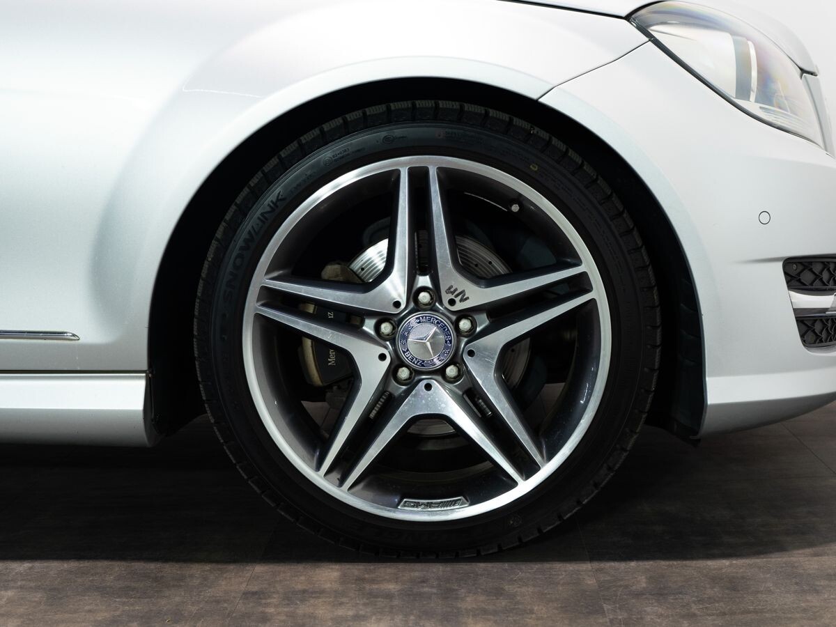 Mercedes-Benz C-Класс 2012 - фото автомобиля