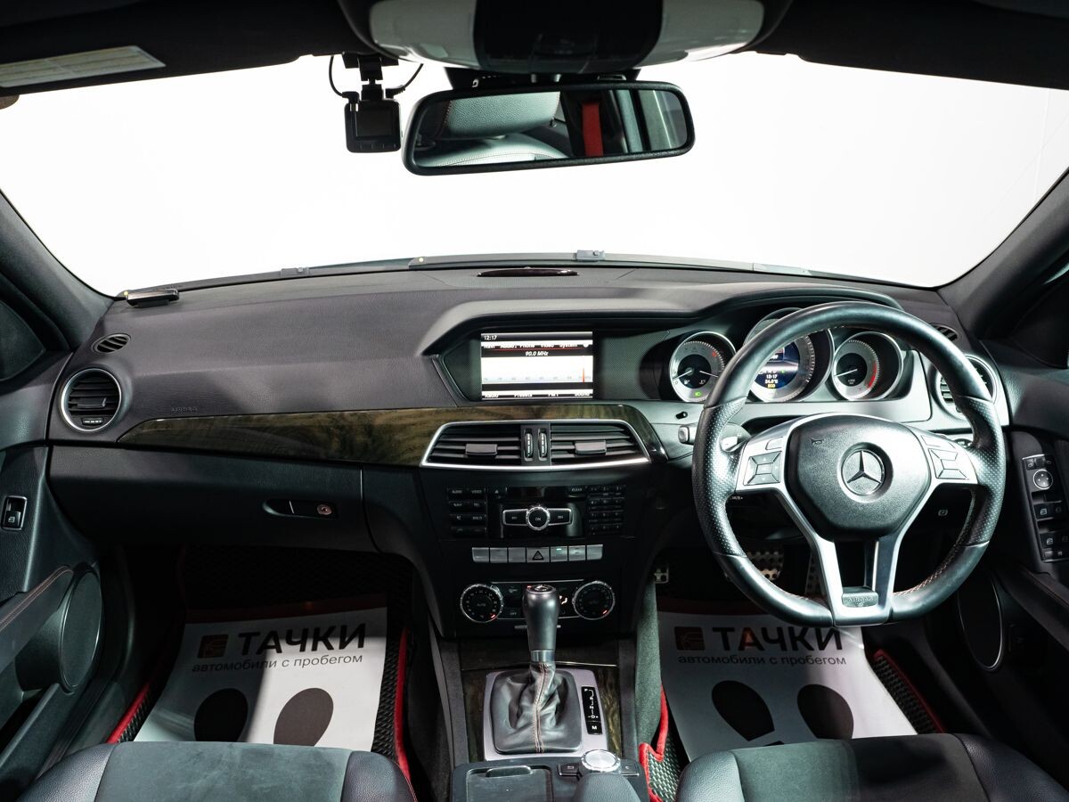 Mercedes-Benz C-Класс 2012 - фото автомобиля