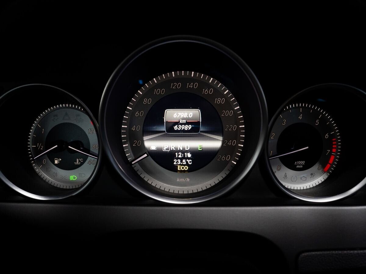 Mercedes-Benz C-Класс 2012 - фото автомобиля