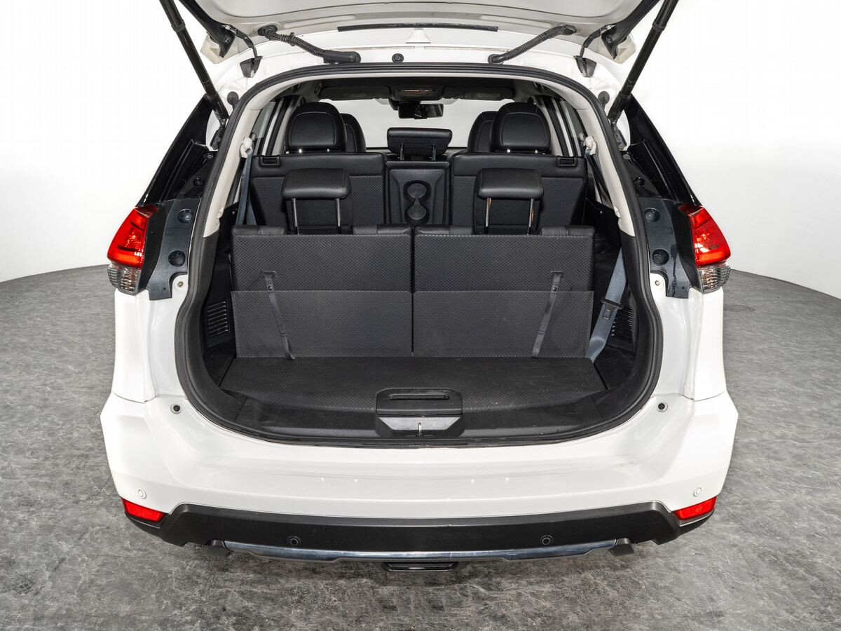 Nissan X-Trail 2019 - фото автомобиля