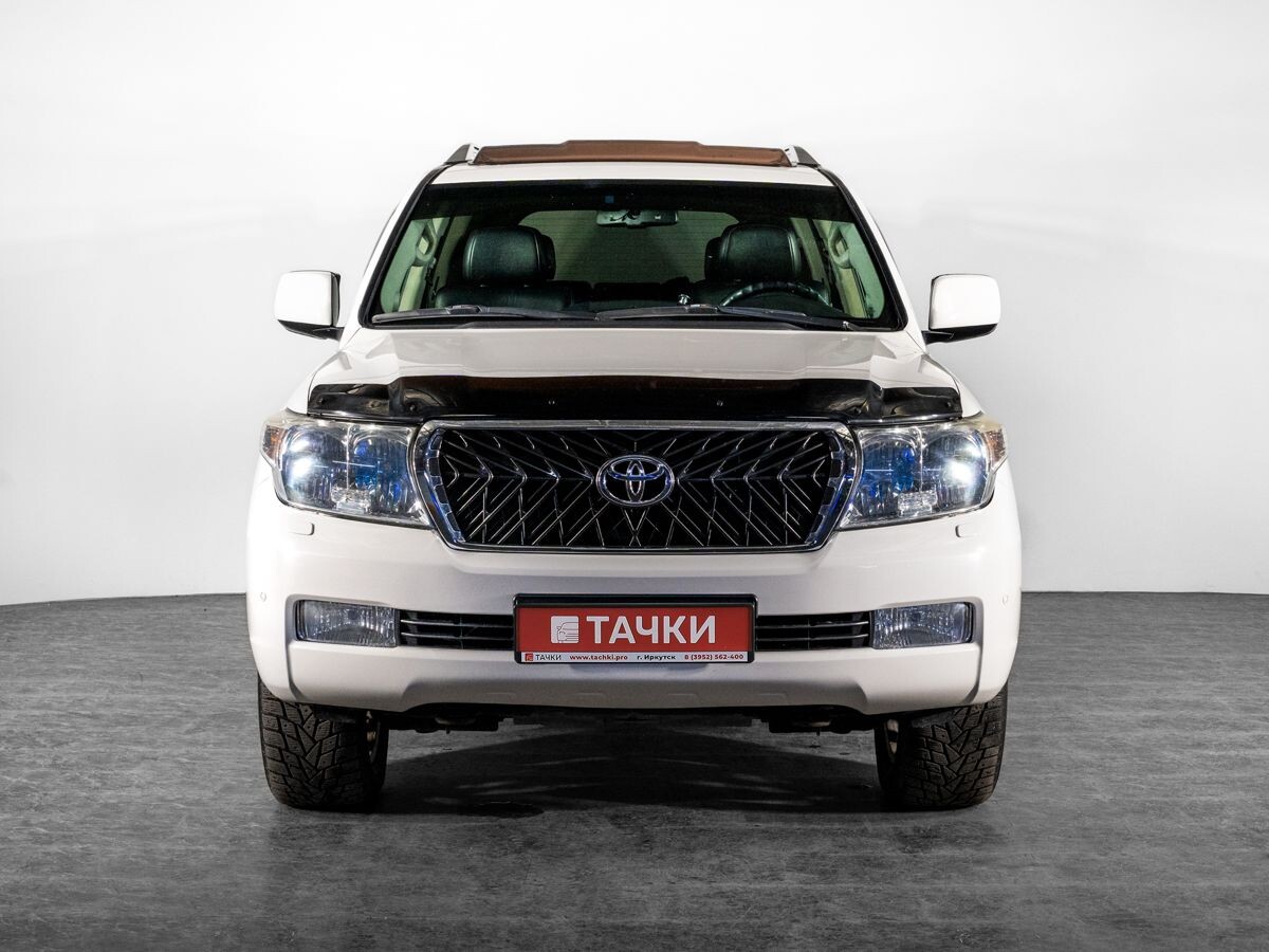 Toyota Land Cruiser 2011 - фото автомобиля