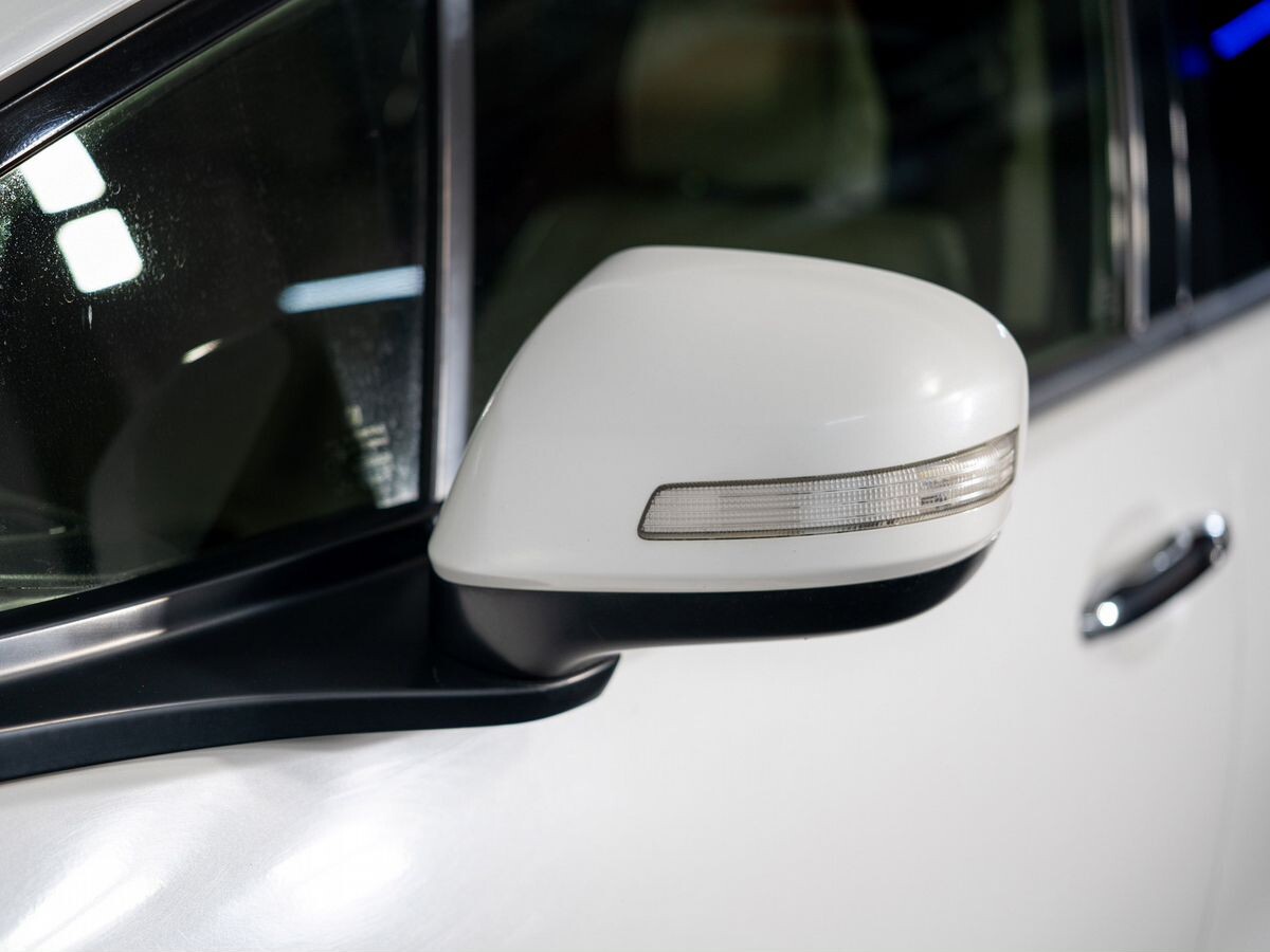 Honda Jade 2015 - фото автомобиля