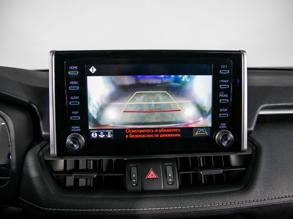 Toyota RAV4 2021 - фото автомобиля