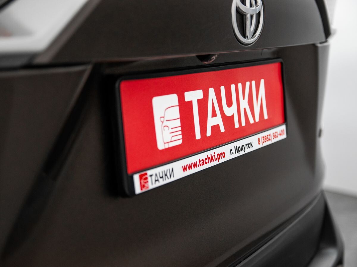 Toyota RAV4 2021 - фото автомобиля