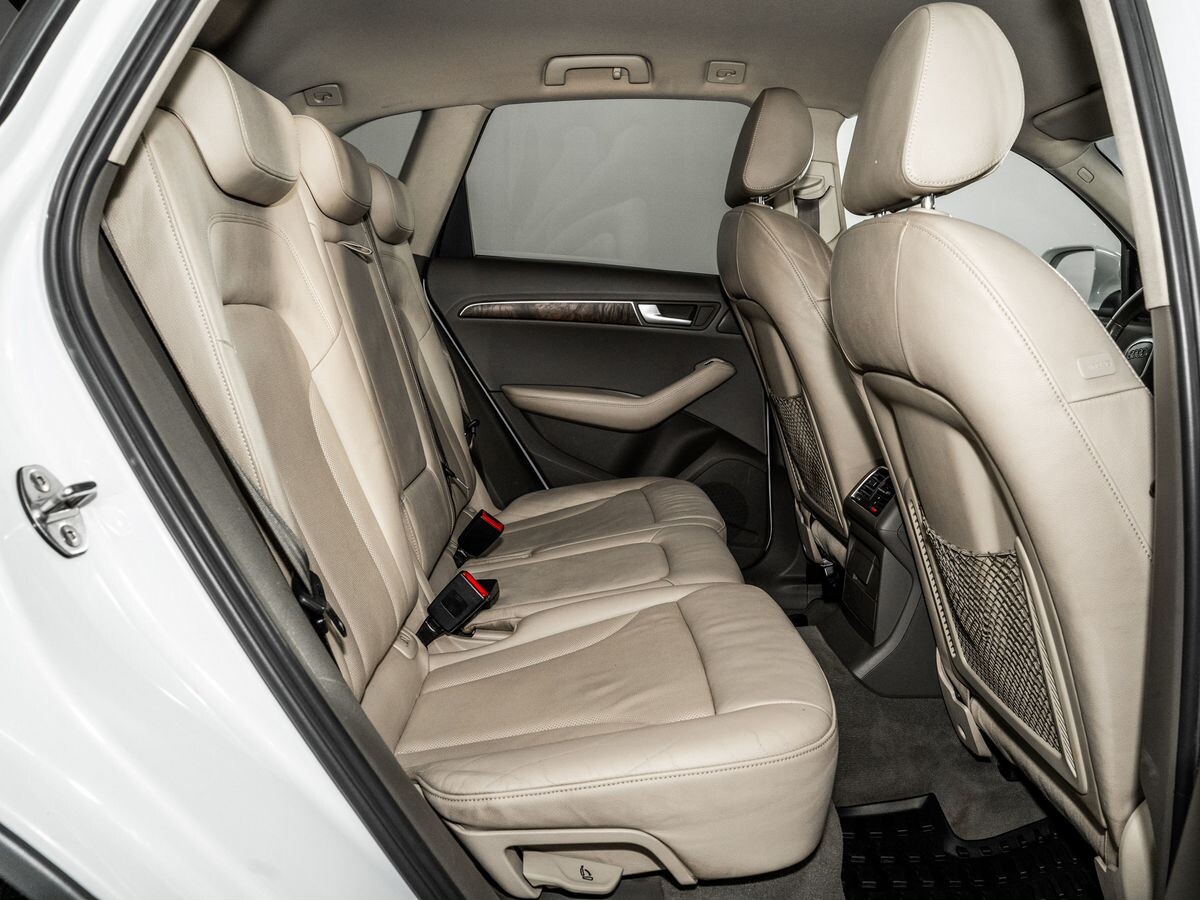 Audi Q5 2011 - фото автомобиля