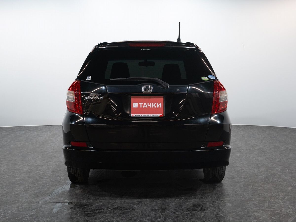 Honda Fit Shuttle 2011 - фото автомобиля