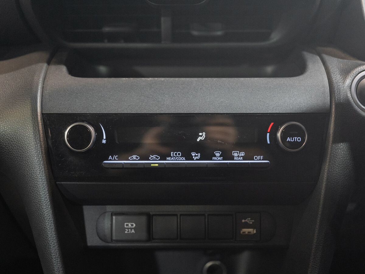 Toyota Yaris Cross 2020 - фото автомобиля