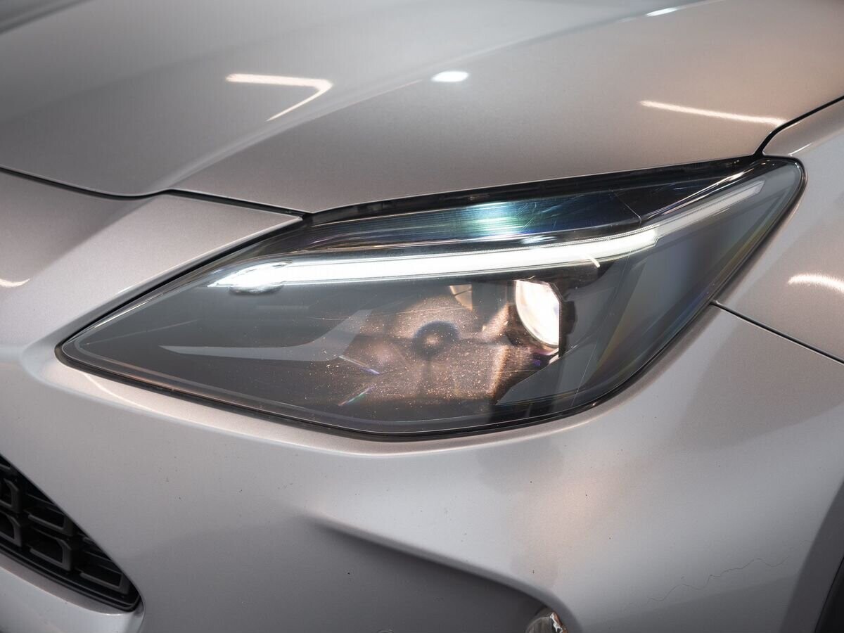 Toyota Yaris Cross 2020 - фото автомобиля