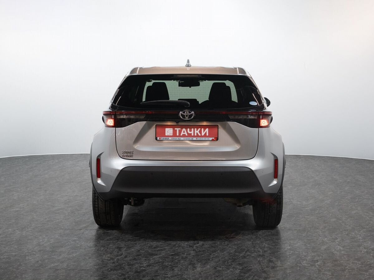 Toyota Yaris Cross 2020 - фото автомобиля