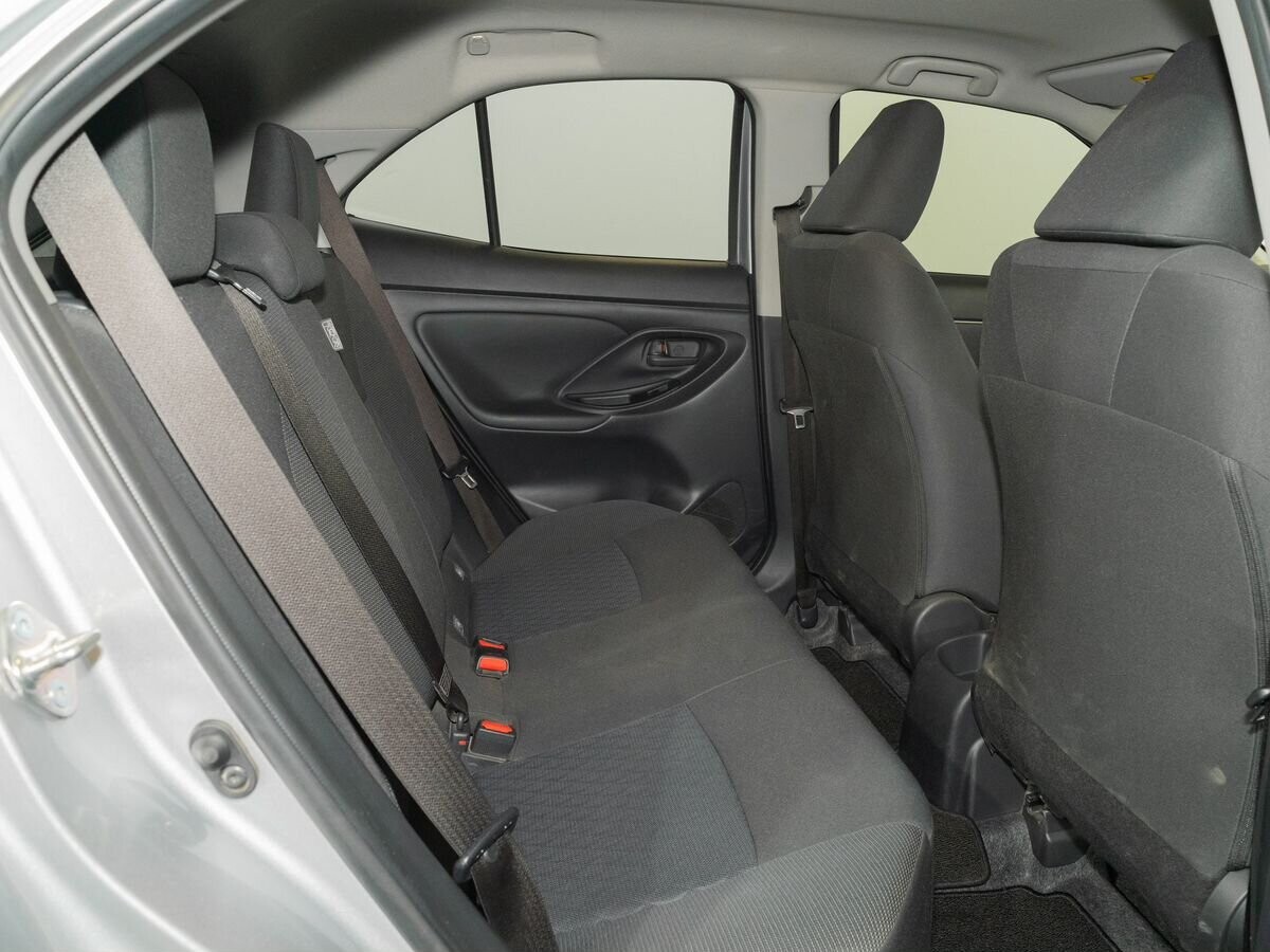 Toyota Yaris Cross 2020 - фото автомобиля