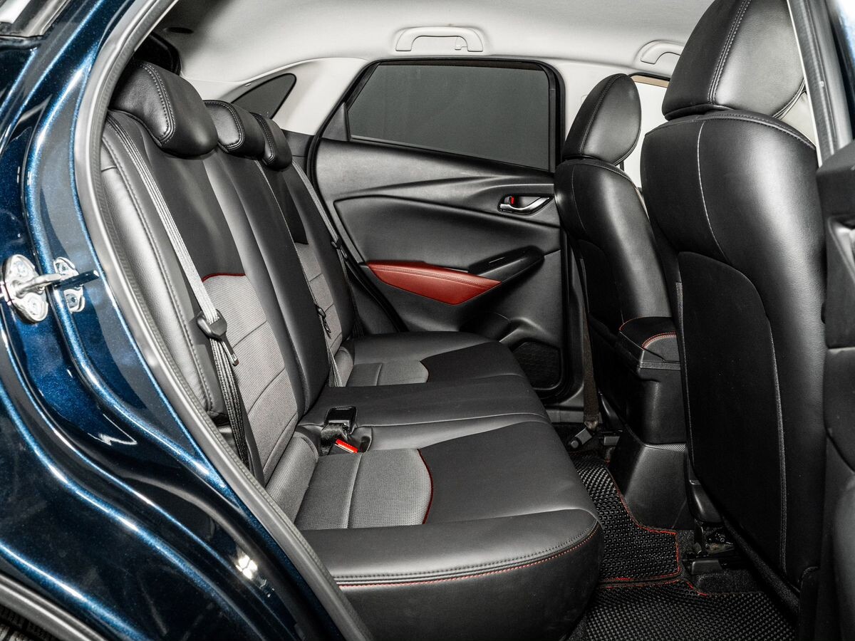 Mazda CX-3 2018 - фото автомобиля