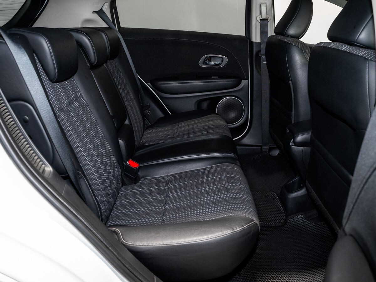 Honda Vezel 2017 - фото автомобиля