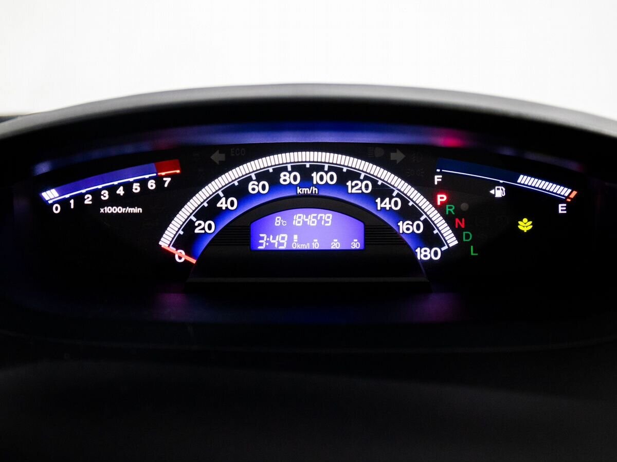 Honda Freed 2014 - фото автомобиля