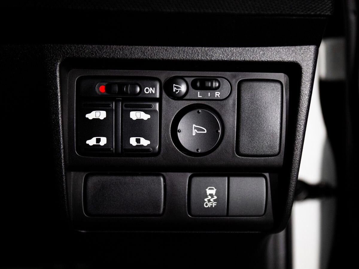 Honda Freed 2014 - фото автомобиля