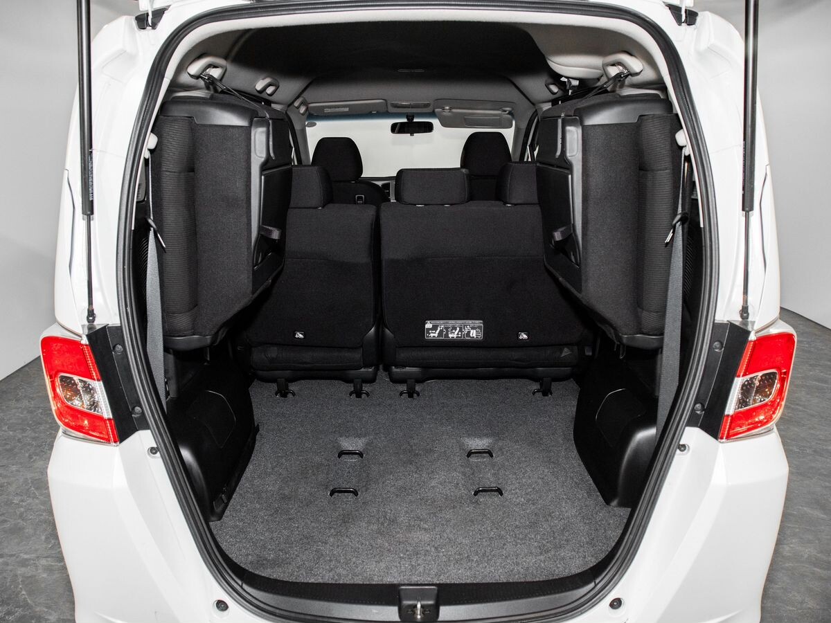 Honda Freed 2014 - фото автомобиля