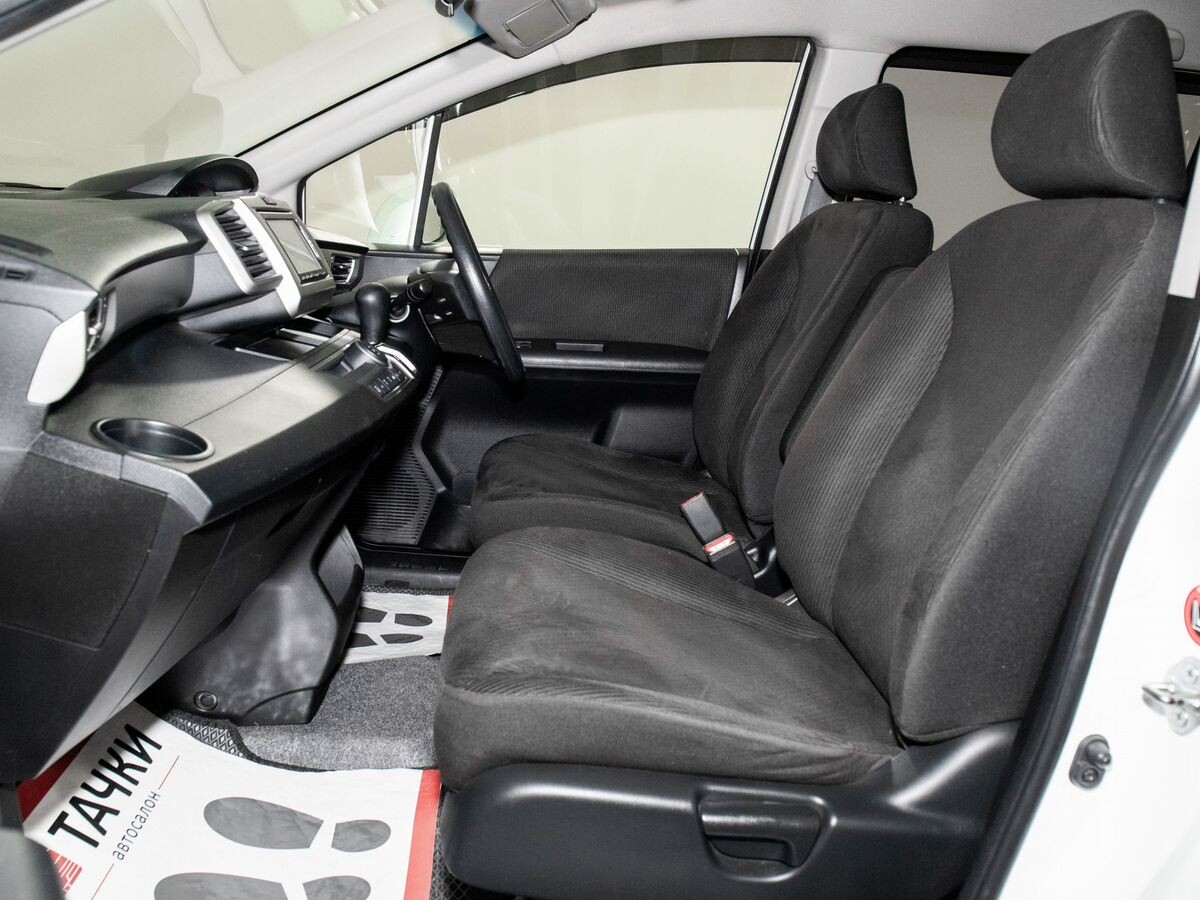 Honda Freed 2014 - фото автомобиля