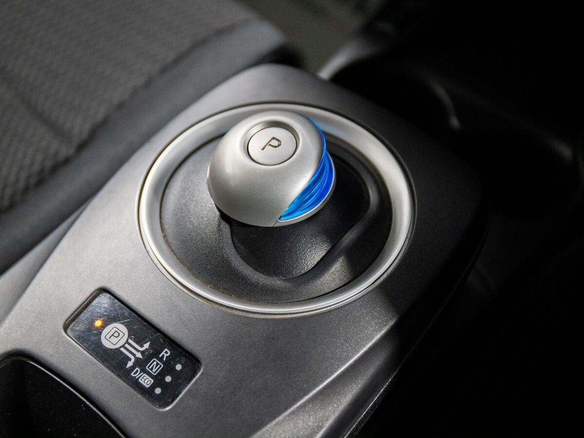 Nissan Leaf 2013 - фото автомобиля