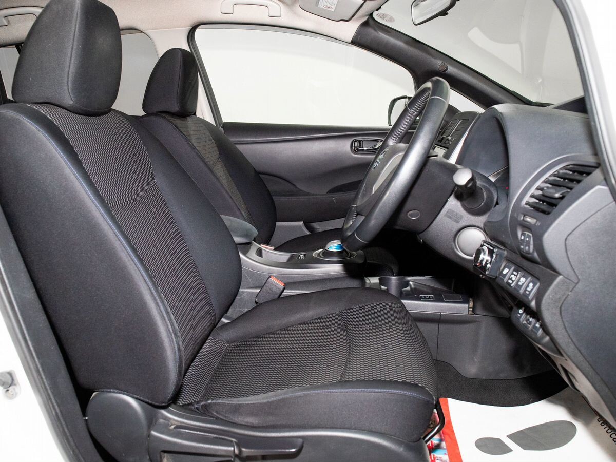 Nissan Leaf 2013 - фото автомобиля