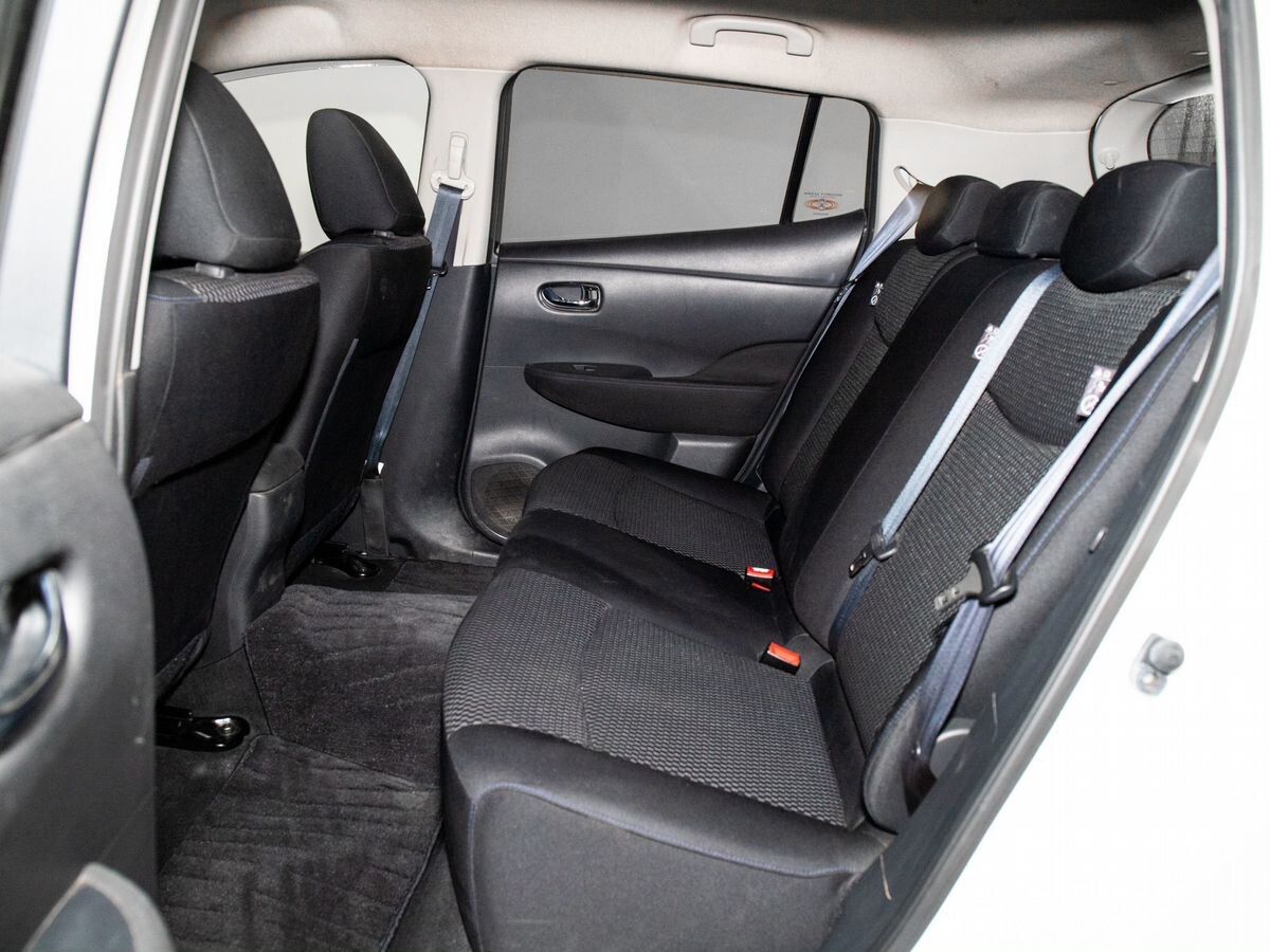 Nissan Leaf 2013 - фото автомобиля