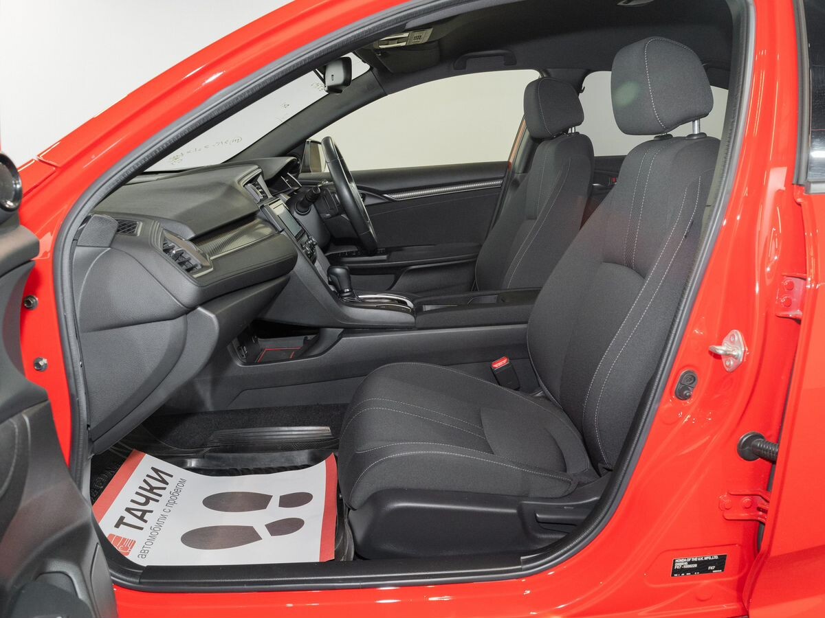 Honda Civic 2018 - фото автомобиля