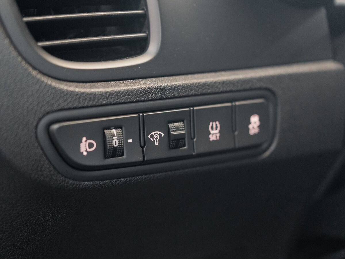 Kia Rio 2020 - фото автомобиля