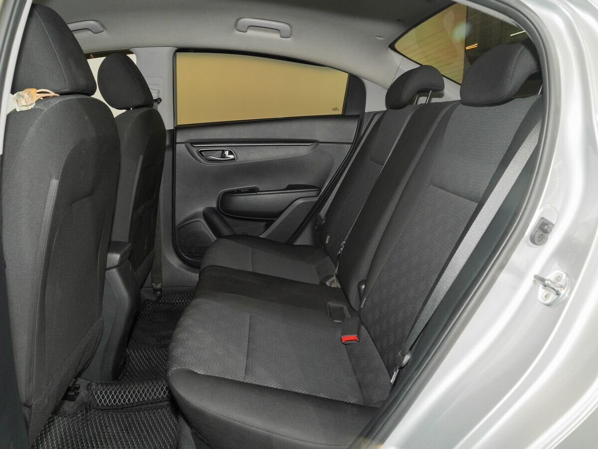 Kia Rio 2020 - фото автомобиля