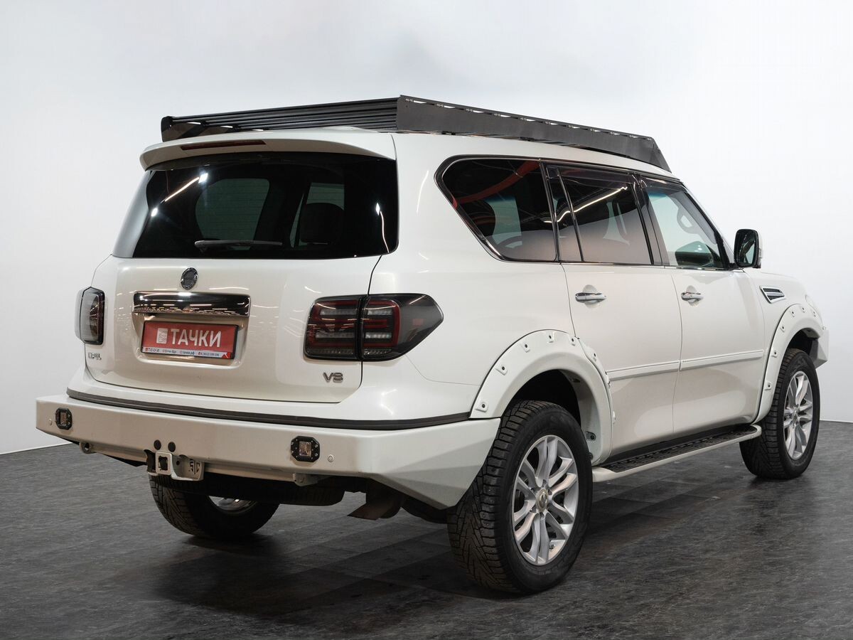 Nissan Patrol 2011 - фото автомобиля