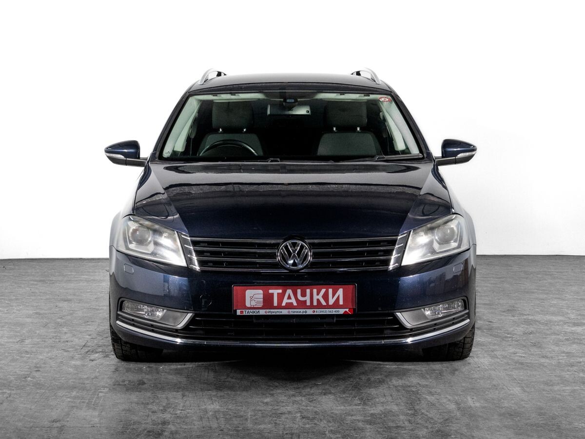 Volkswagen Passat 2012 - фото автомобиля