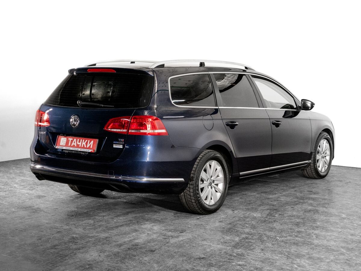 Volkswagen Passat 2012 - фото автомобиля