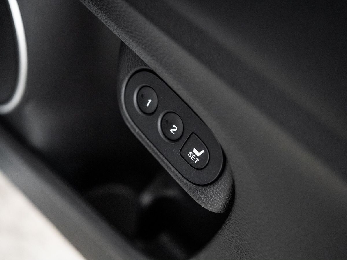 Honda Vezel 2017 - фото автомобиля