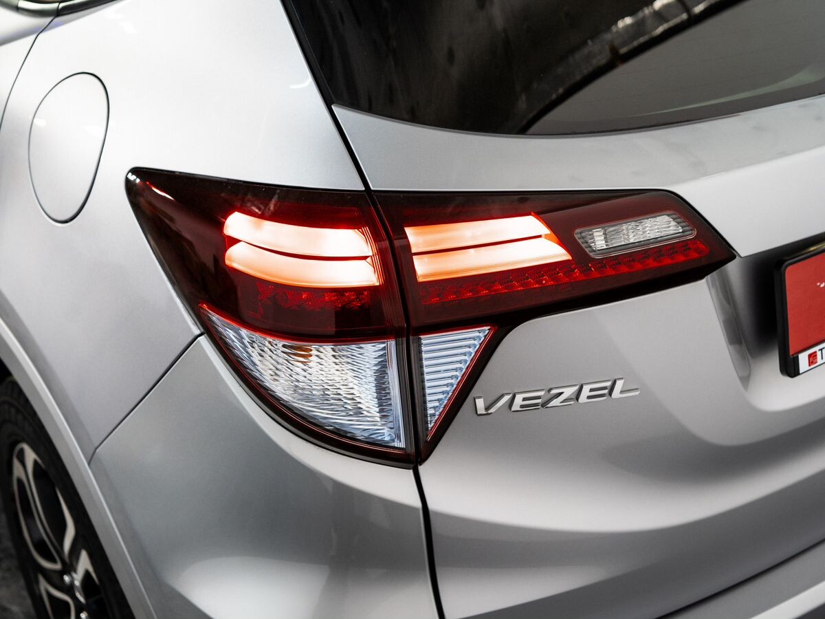 Honda Vezel 2017 - фото автомобиля