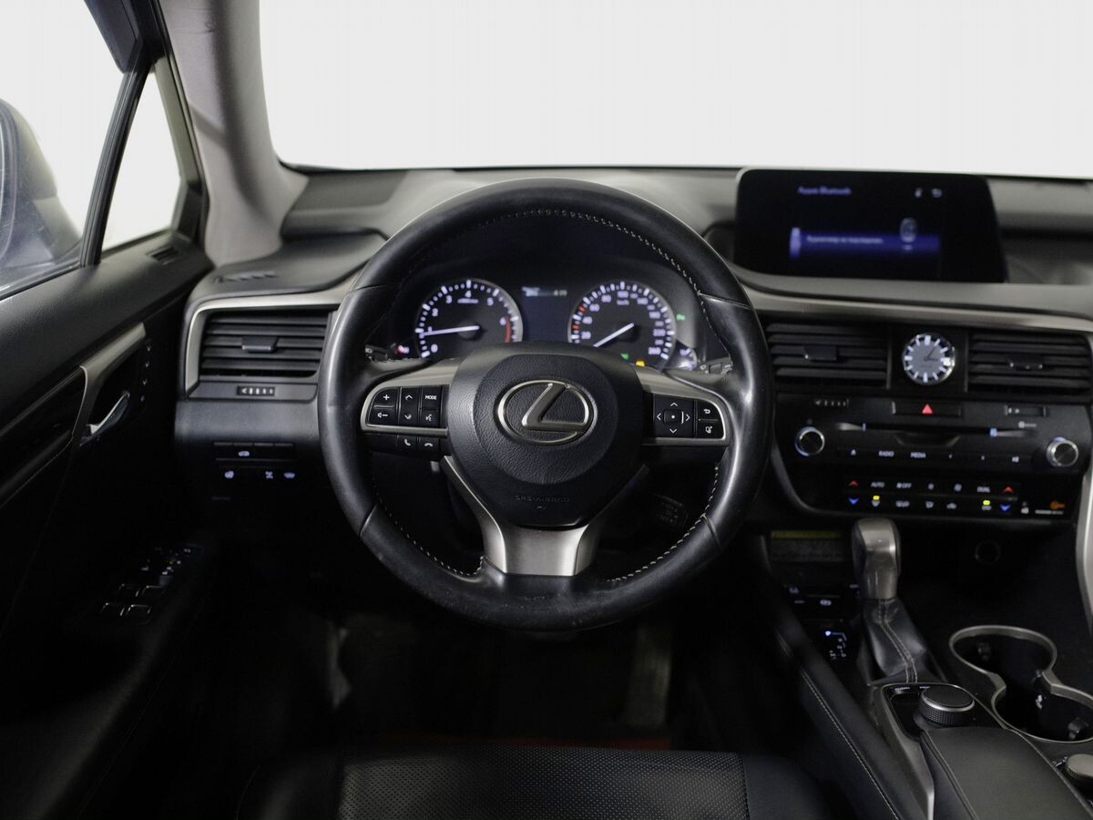 Lexus RX 2018 - фото автомобиля