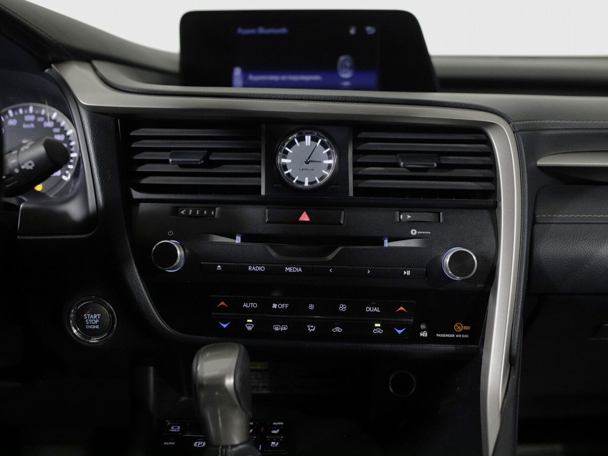 Lexus RX 2018 - фото автомобиля