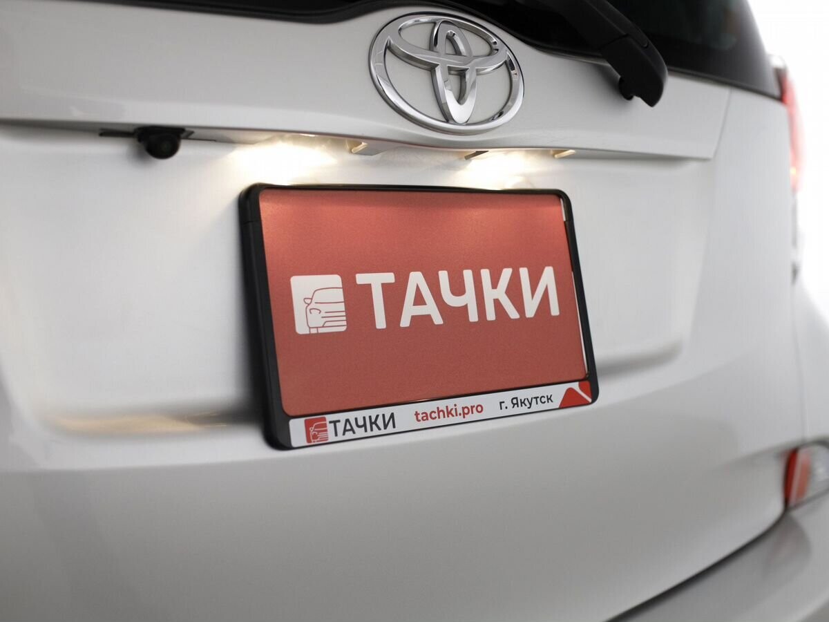 Toyota Ractis 2015 - фото автомобиля