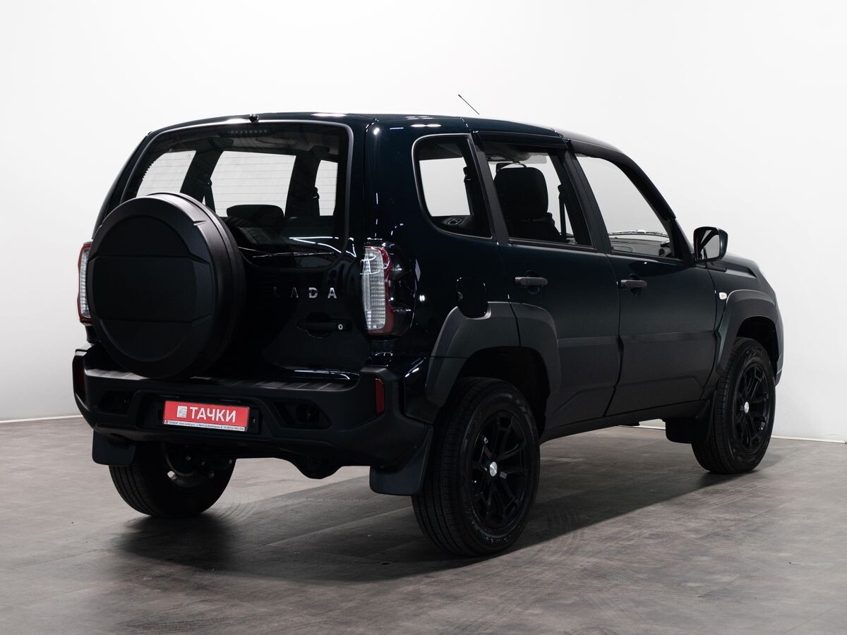 Lada (ВАЗ) Niva Travel 2024 - фото автомобиля