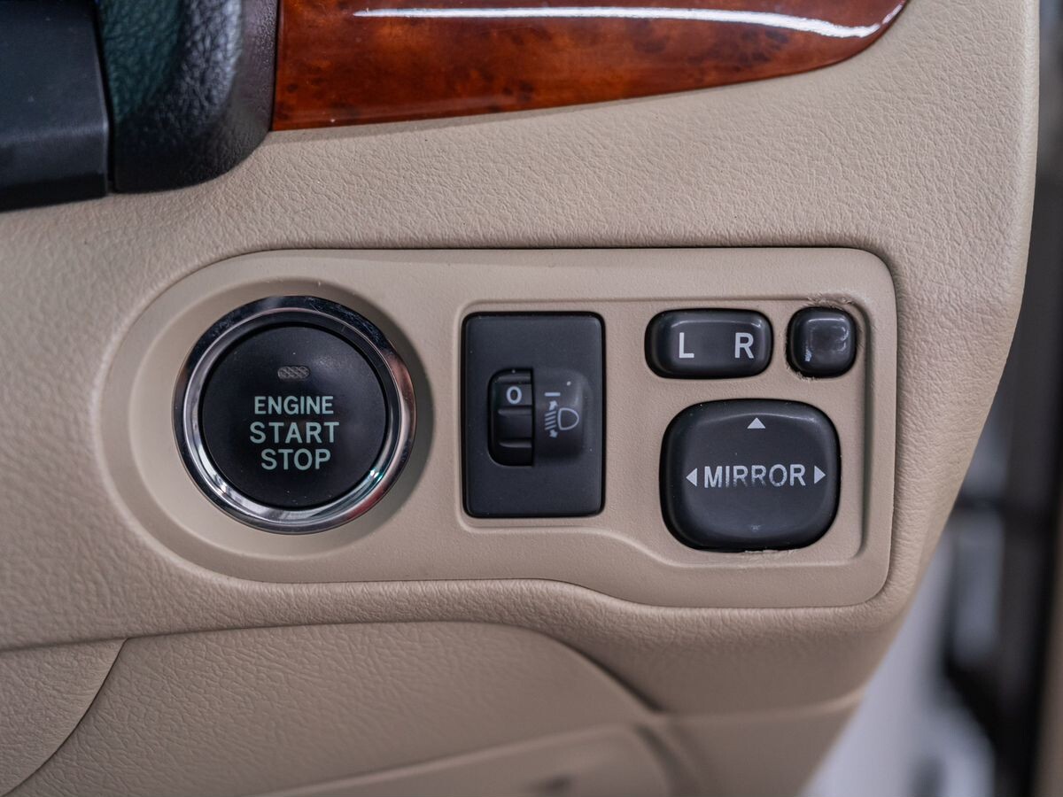 Toyota Premio 2014 - фото автомобиля