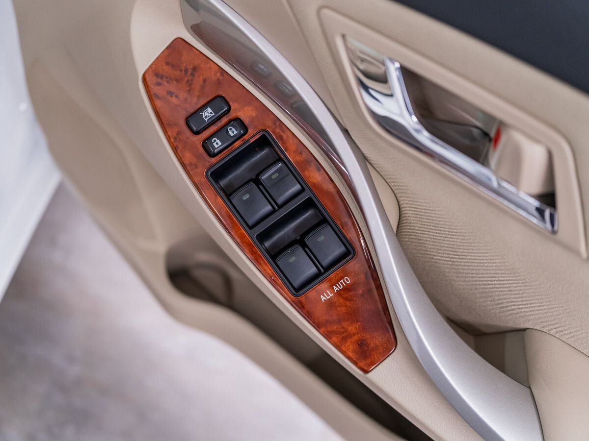 Toyota Premio 2014 - фото автомобиля