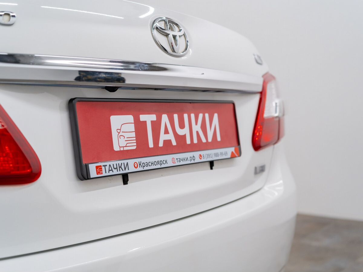 Toyota Premio 2014 - фото автомобиля