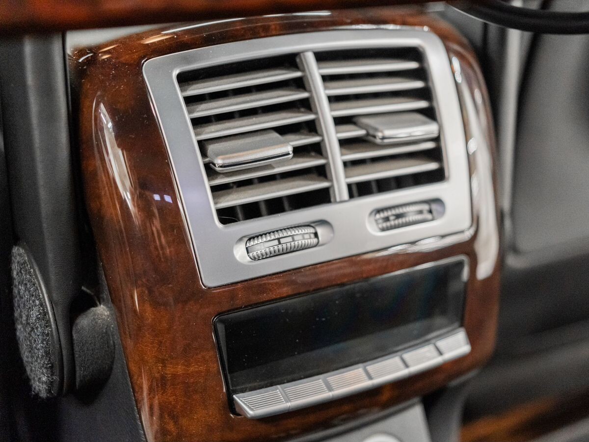 Mercedes-Benz S-Класс 2008 - фото автомобиля