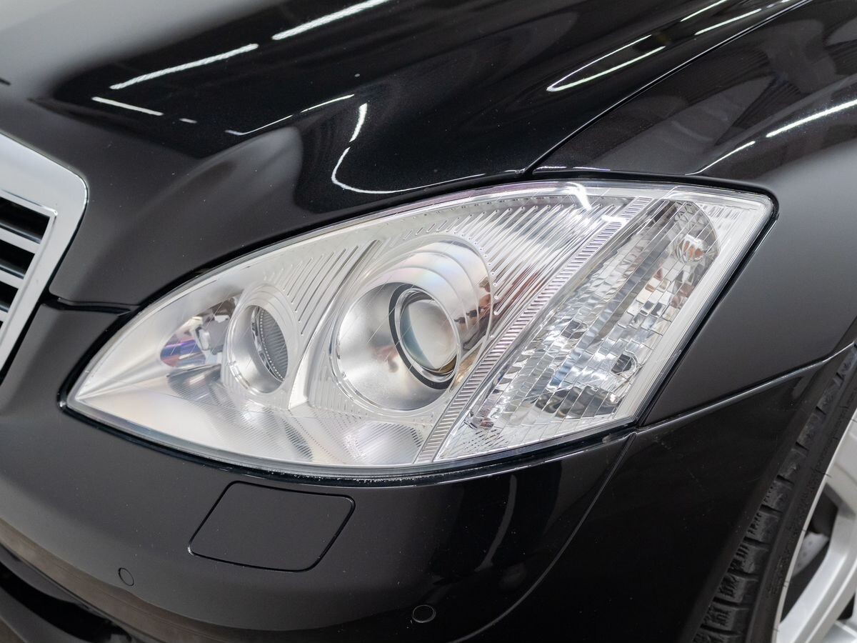 Mercedes-Benz S-Класс 2008 - фото автомобиля