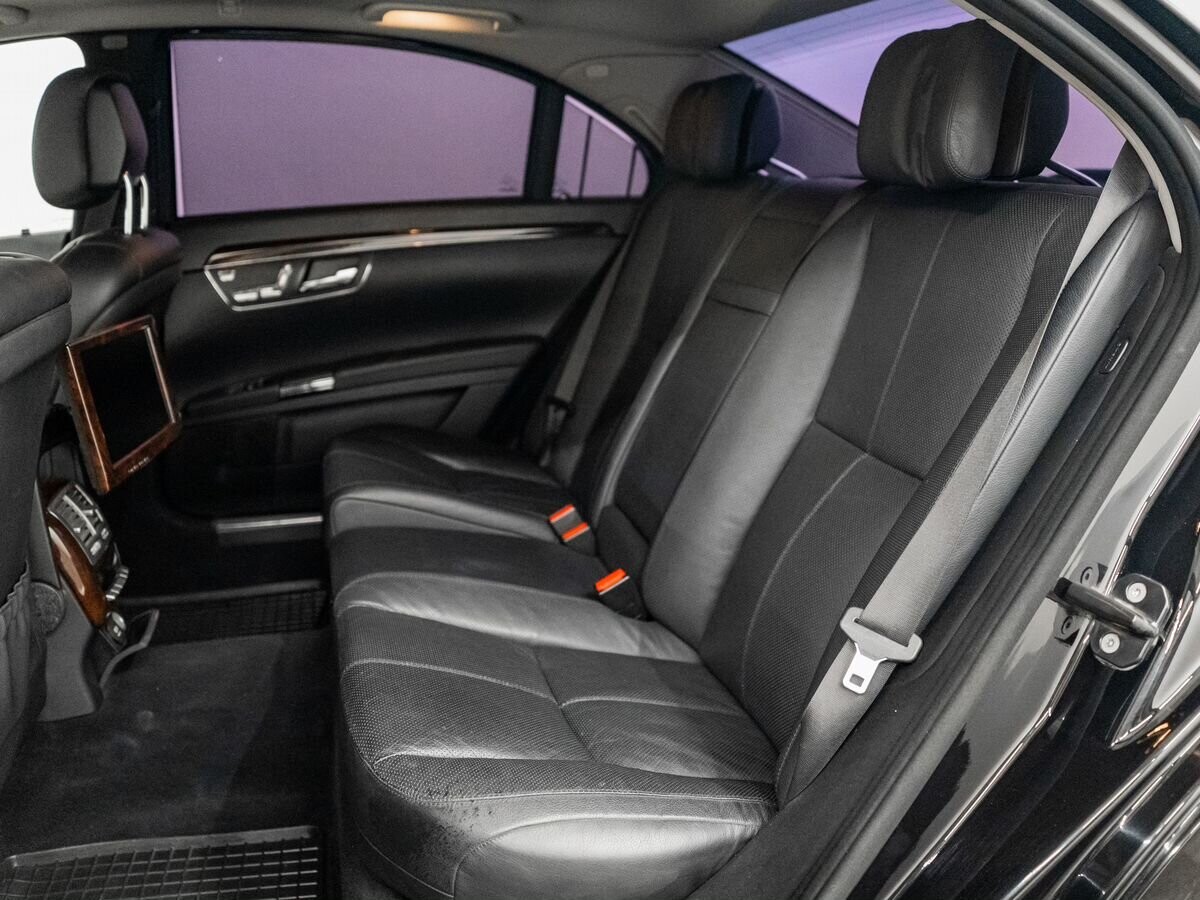 Mercedes-Benz S-Класс 2008 - фото автомобиля