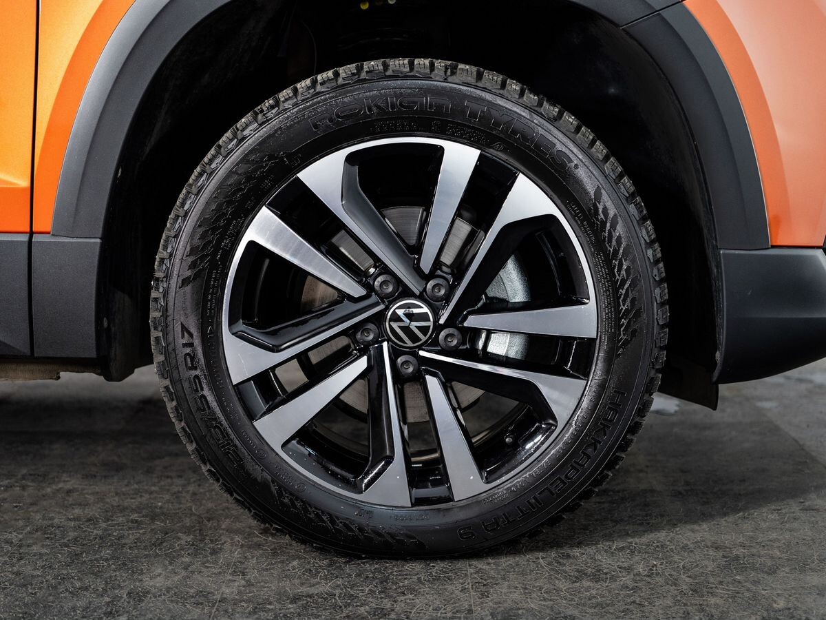 Volkswagen Taos 2021 - фото автомобиля