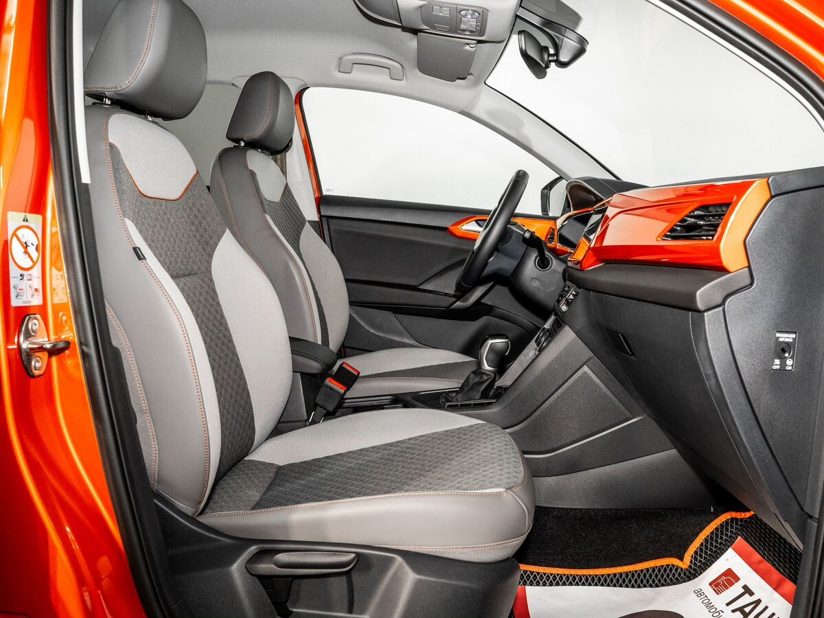 Volkswagen Taos 2021 - фото автомобиля