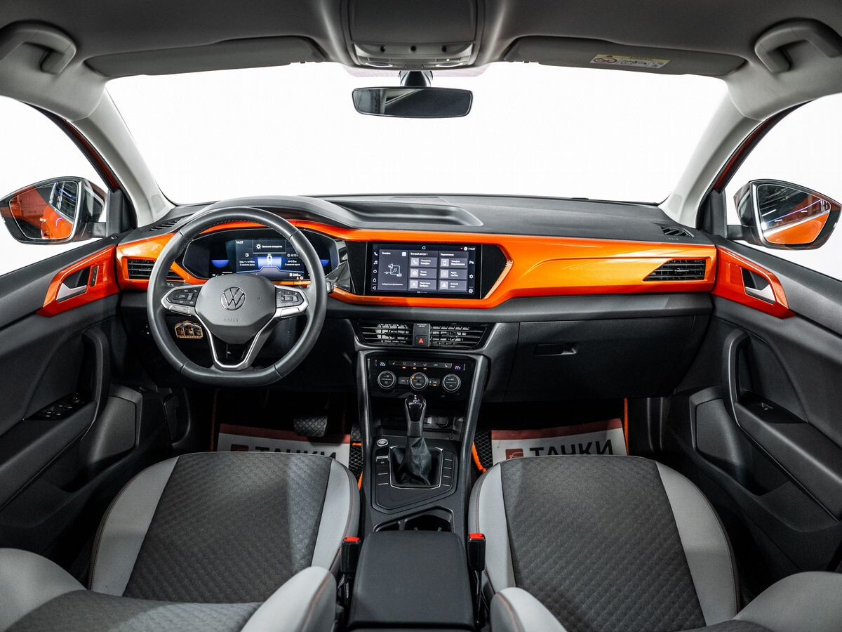 Volkswagen Taos 2021 - фото автомобиля