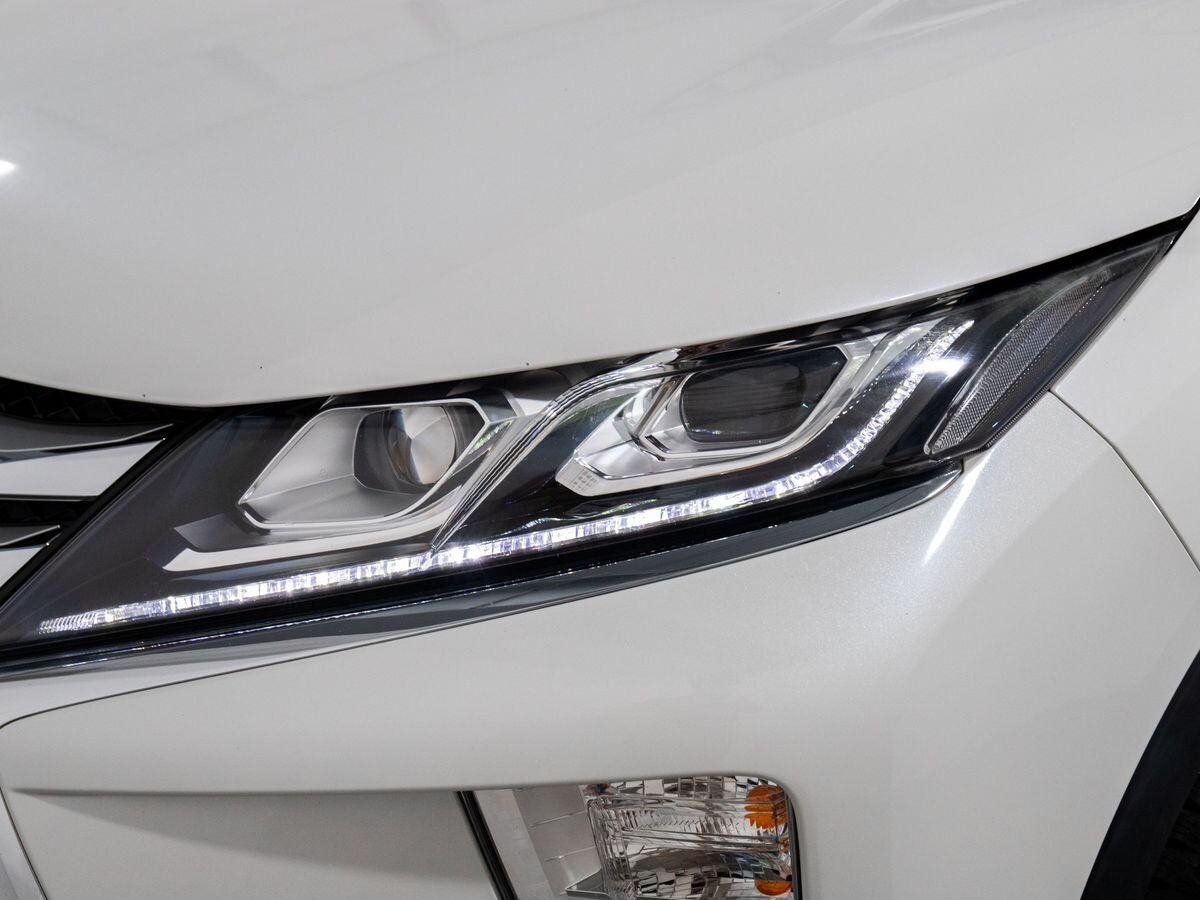 Mitsubishi Eclipse Cross 2018 - фото автомобиля