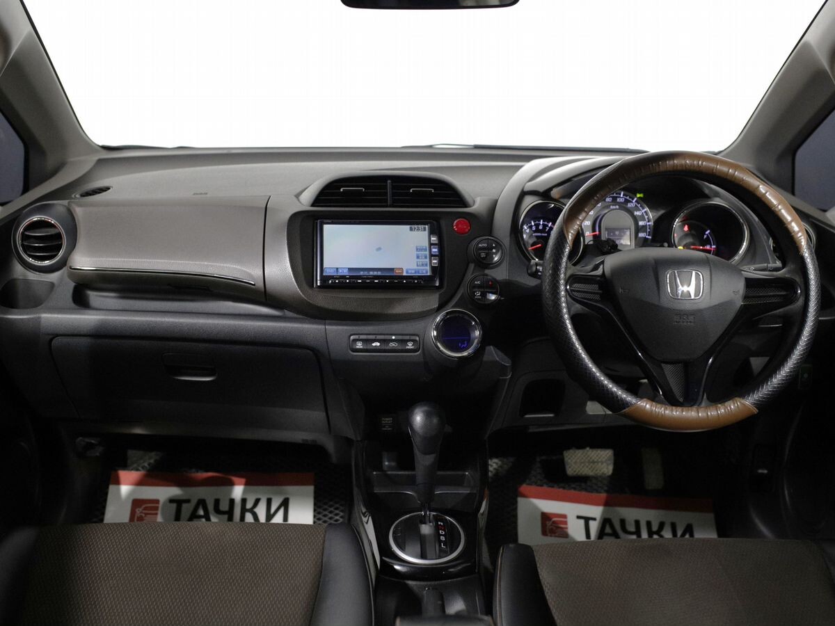 Honda Fit Shuttle 2012 - фото автомобиля