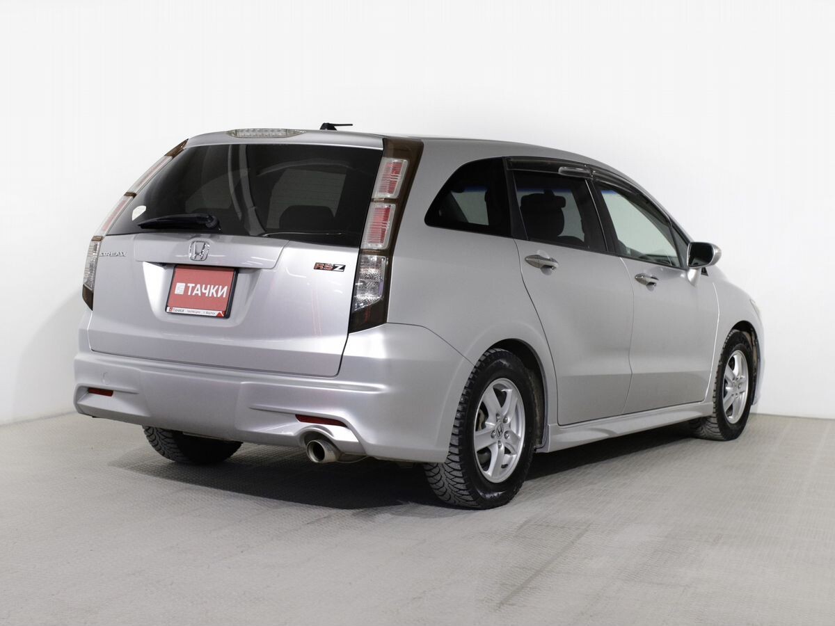 Honda Stream 2011 - фото автомобиля