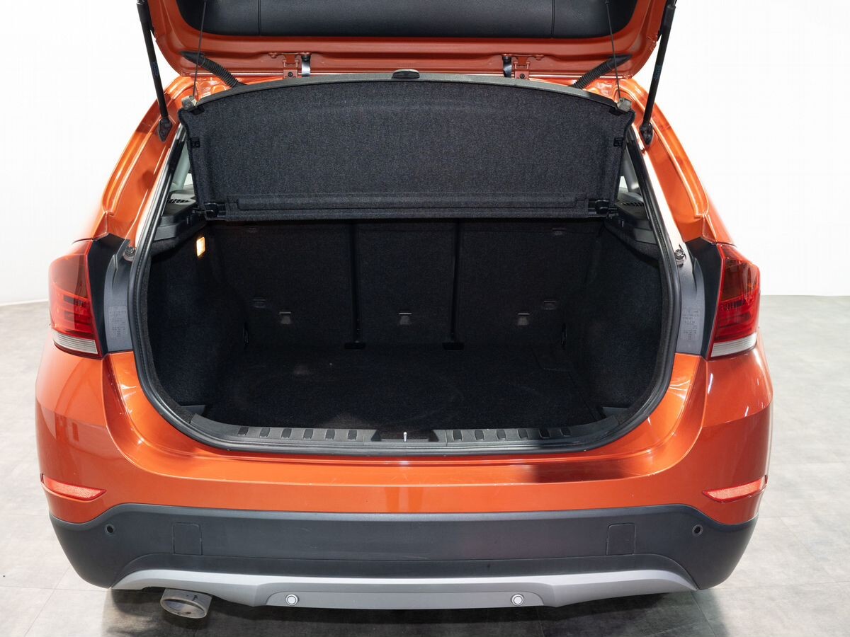 BMW X1 2013 - фото автомобиля