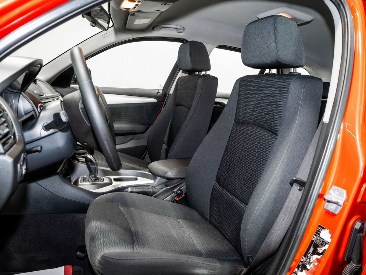 BMW X1 2013 - фото автомобиля