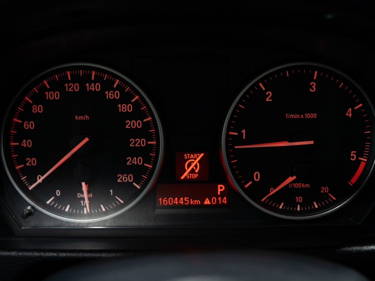 BMW X1 2013 - фото автомобиля